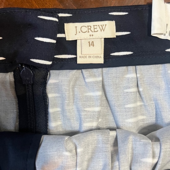 Beautiful J.Crew skirt, geometric dots pattern - Picture 3 of 3